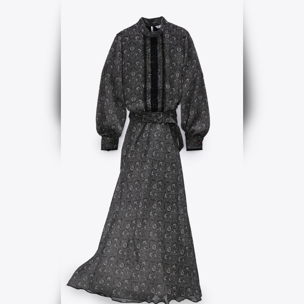 NWT Zara Mock Neck dress with belt.